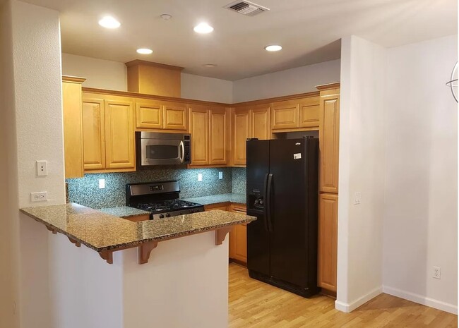 Photo - Easy Living in Dublin - Single Level 2/2 C... Unit 107
