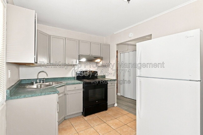 Photo - 840 Lebon Dr