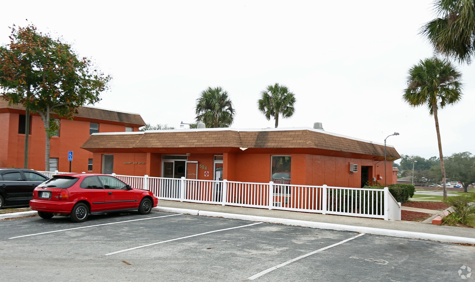 Lake Wales Garden - Lake Wales Garden