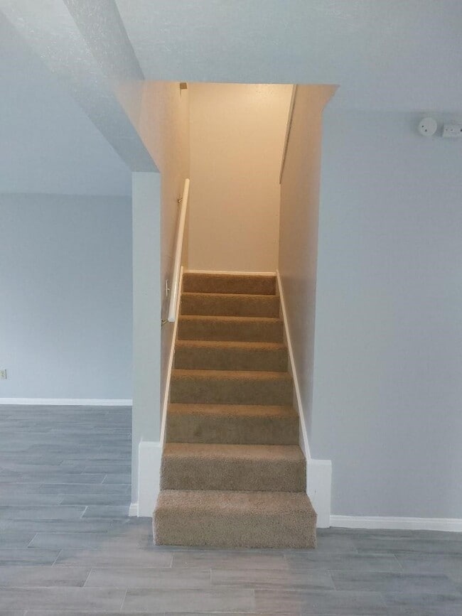 Photo - 1846 Hollister St Unidad 6