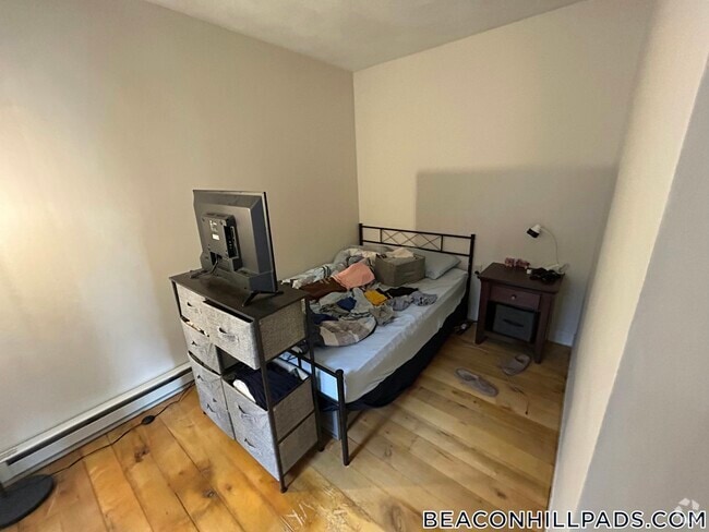 Building Photo - 32 Irving St Unit 1 Rental