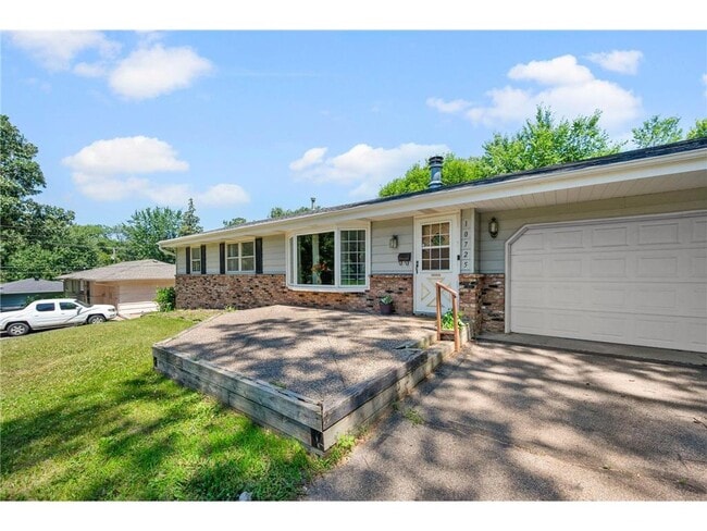 Photo - 10725 Rich Ave S