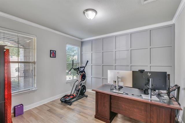 Photo - 8701 Tutbury Pl