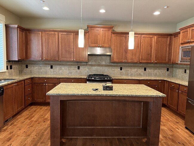 Photo - 17020 NE 118th Way House