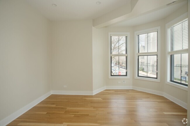 Building Photo - 1405 W Belden Ave Unit 2258-2 Rental