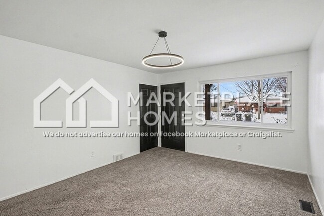 Photo - 19422 Algonac St