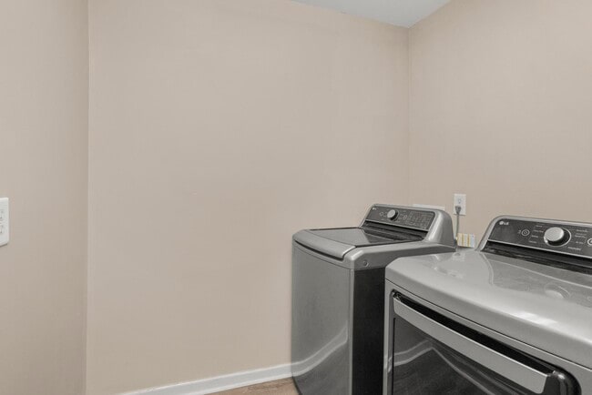 Photo - 19 Fawn Creek Pass