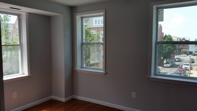 Bedroom - 2324 Essex St Townhome