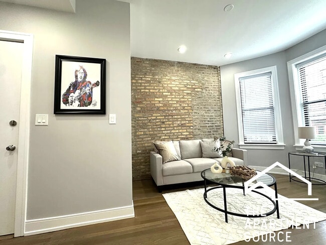 Photo - 3830 N Wilton Ave Unit 3