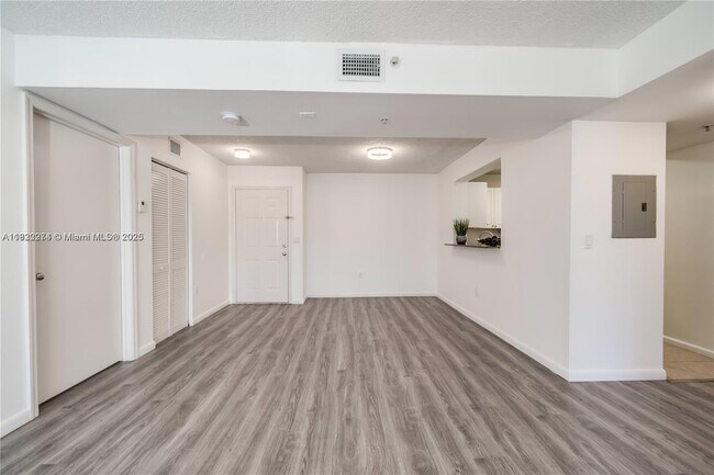 Photo - 2711 Ocean Club Blvd Unit 207