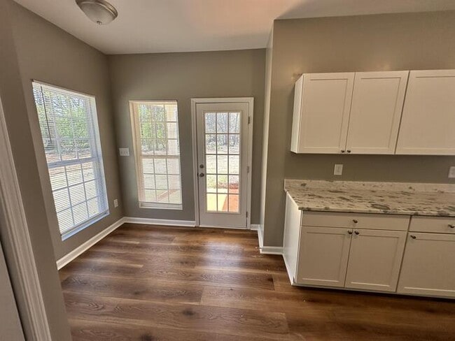 Photo - 294 Cedar Creek Rd