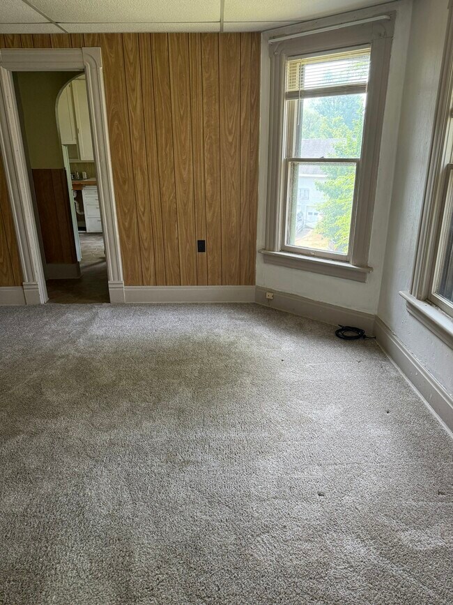 Photo - 218 E Erie St Unit 4