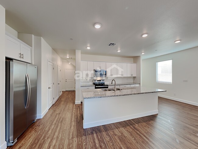 Photo - 302 Palazza Reserve Pl