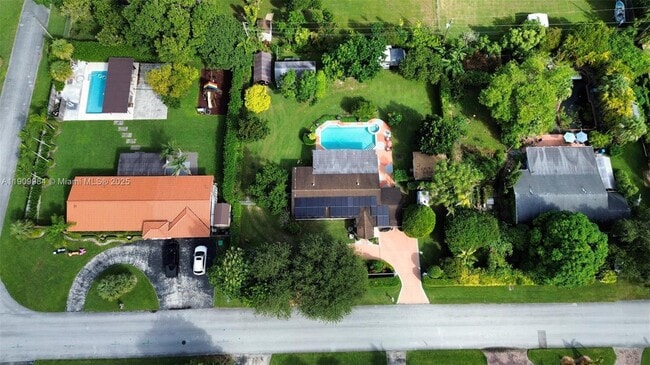 Photo - 10965 SW 116th St