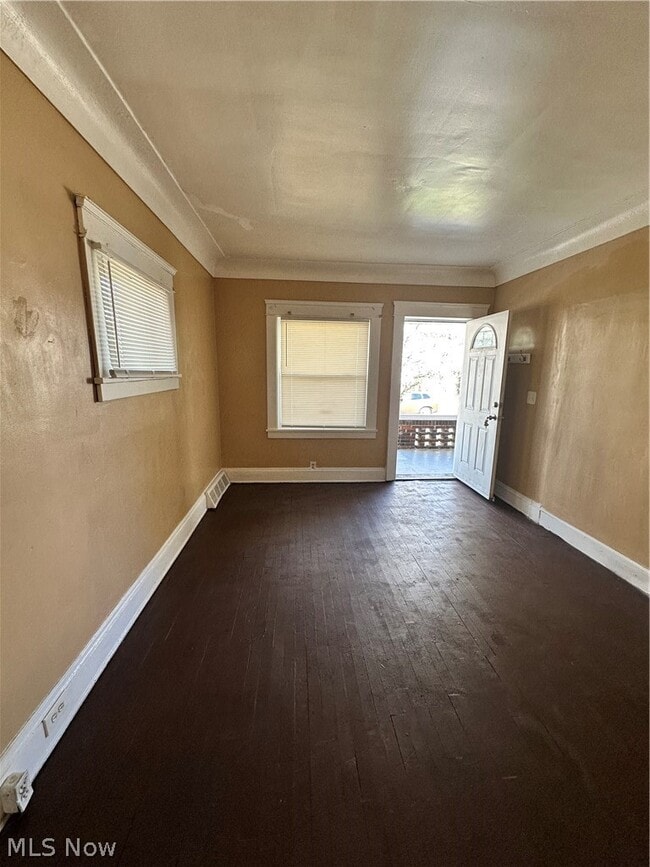 Photo - 816 London Rd Unit Down