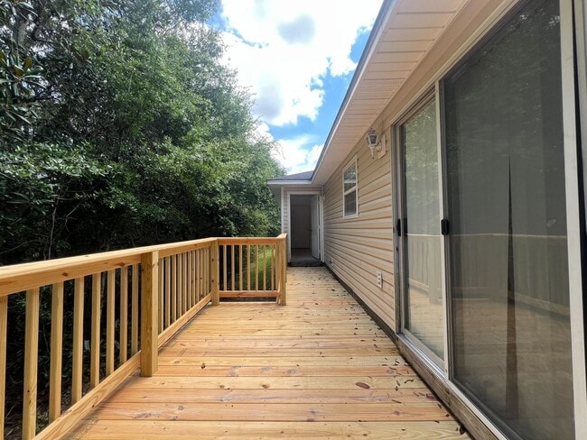 Photo - Crestview Home with Beautiful NEW back deck!