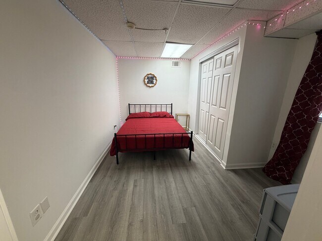 Photo - 298 S Main St Unit 1