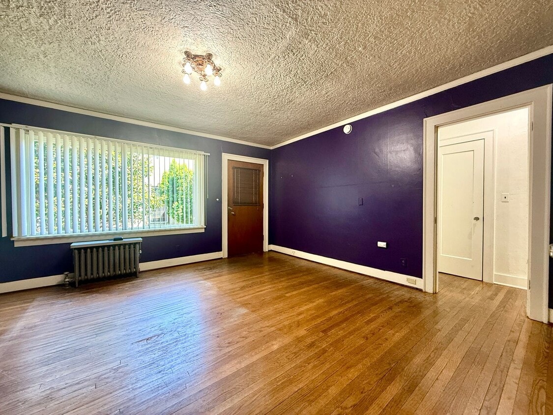 Live in the Heart of Portland’s Buckman Ne... - Live in the Heart of Portland’s Buckman Ne...