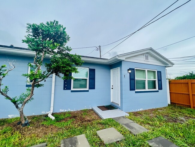 Photo - 401 S Mars Ave