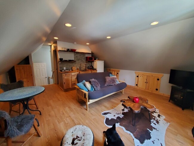 Photo - 670 Yellowstone Rd Unit ADU #101