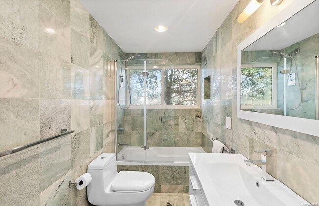 Photo - 67 Peconic Hills Dr