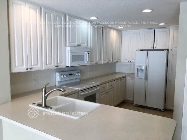 Photo - 144 Soriano Dr
