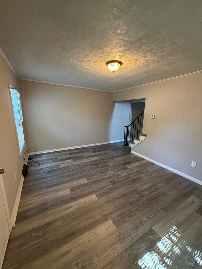 506 Farnsworth Ave