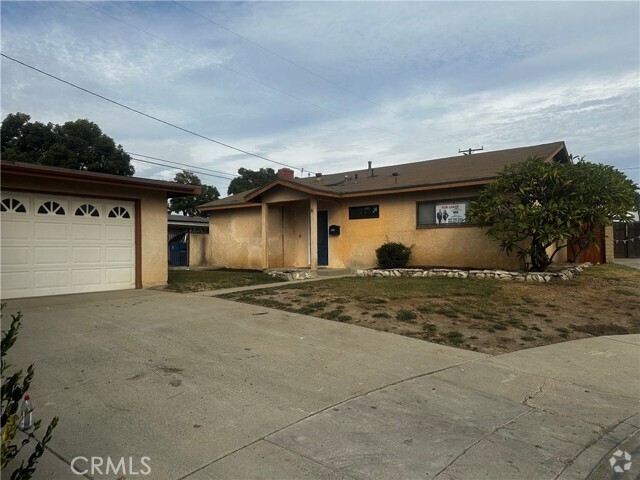 Building Photo - 10601 Woodstead Ave Rental