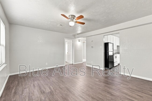 Photo - 2215 Riverview Dr Unit A