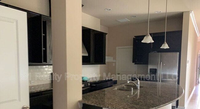 Photo - 1134 Alpine Dr House