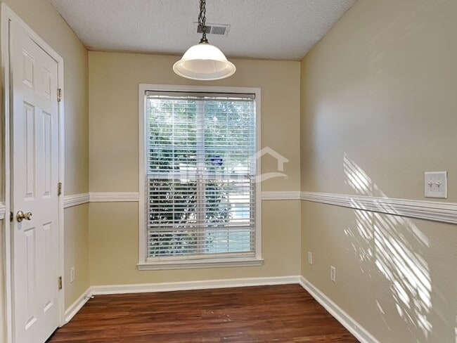 Photo - 5 Stemson Way