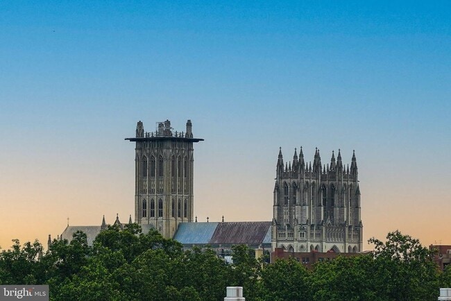 Photo - 4301 Massachusetts Ave NW Unidad 8009