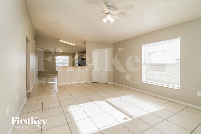 Photo - 6528 Viewpoint Ct