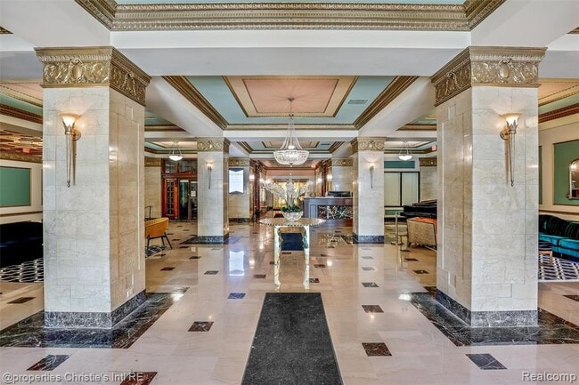 Photo - 15 E Kirby St Unit 1028