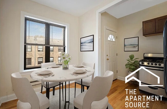 Photo - 3723 N Pine Grove Ave Unit N1