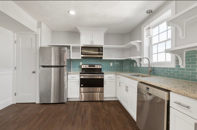 Photo - 222 Rock St Unit 2