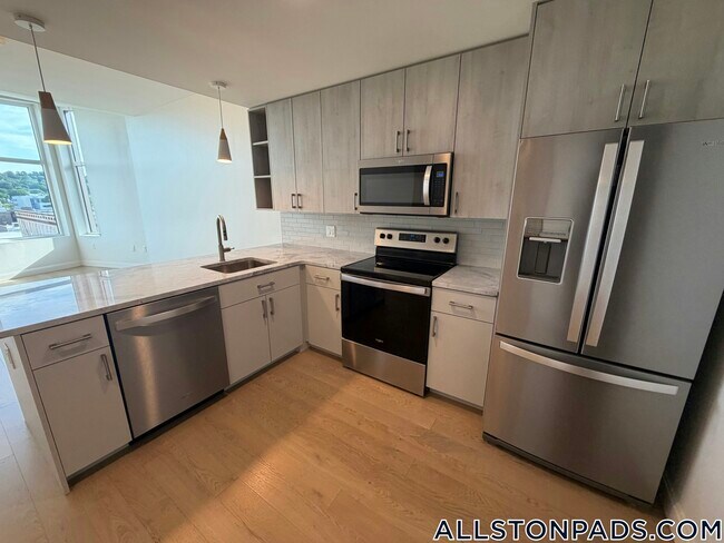 Photo - 55 Brighton Ave Unidad 513