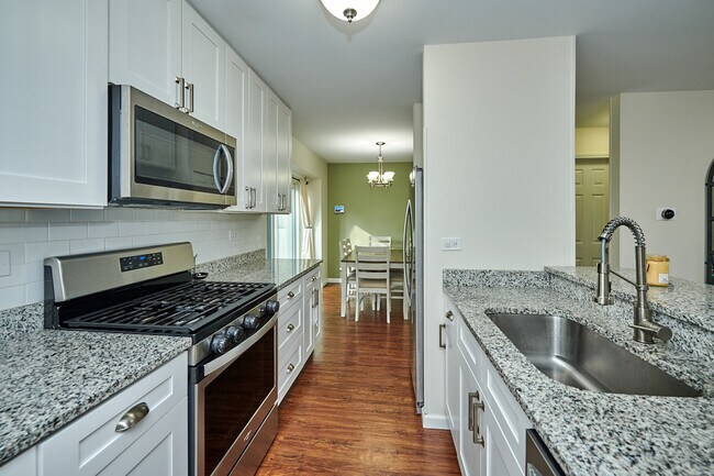 Photo - 1066 Florimond Dr