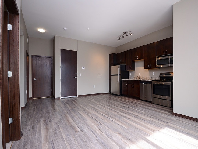 Photo - 1501 Jackson