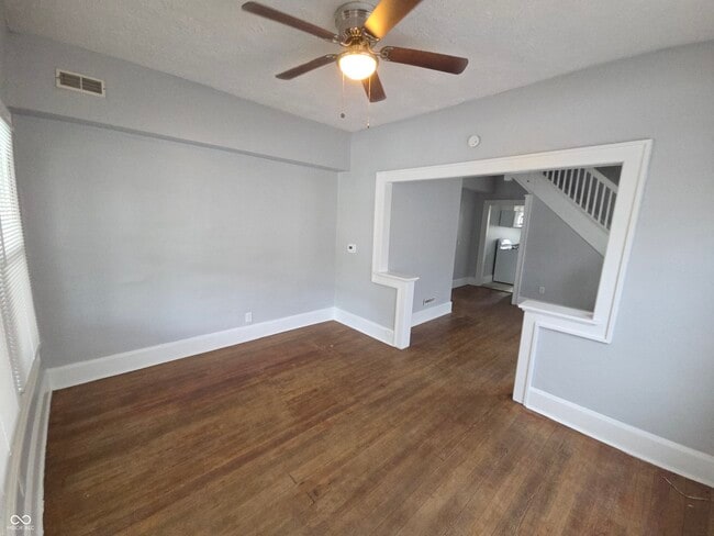 Photo - 1339 W Lee St