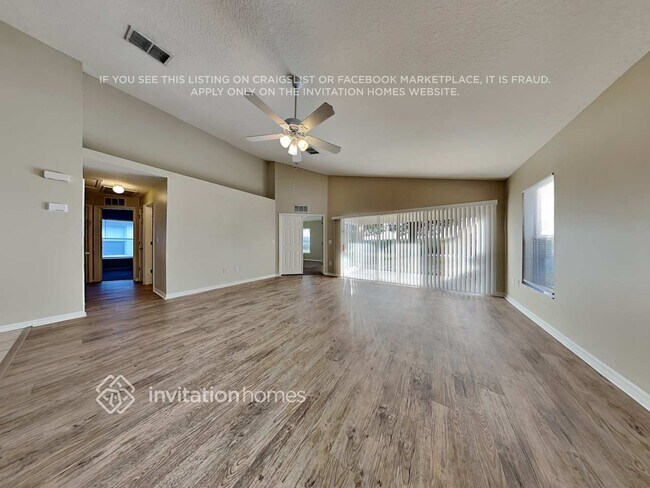 Photo - 17417 Lawn Orchid Loop