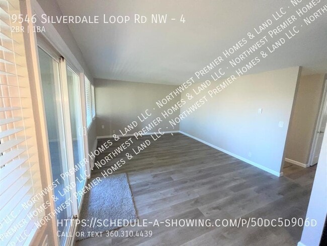 Photo - 9546 Silverdale Loop Rd NW Unit 4
