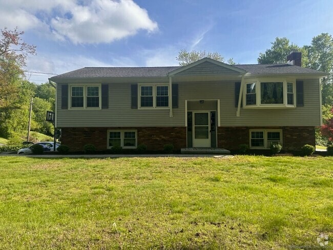 Building Photo - 19 Cornell Rd Rental