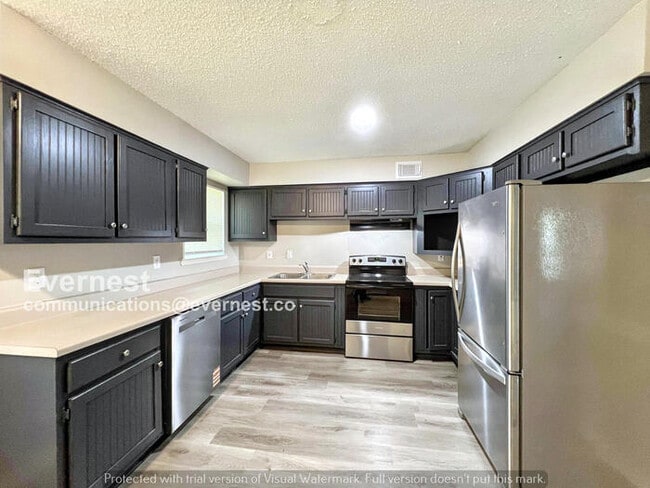 Photo - 6320 Forest Glen Dr