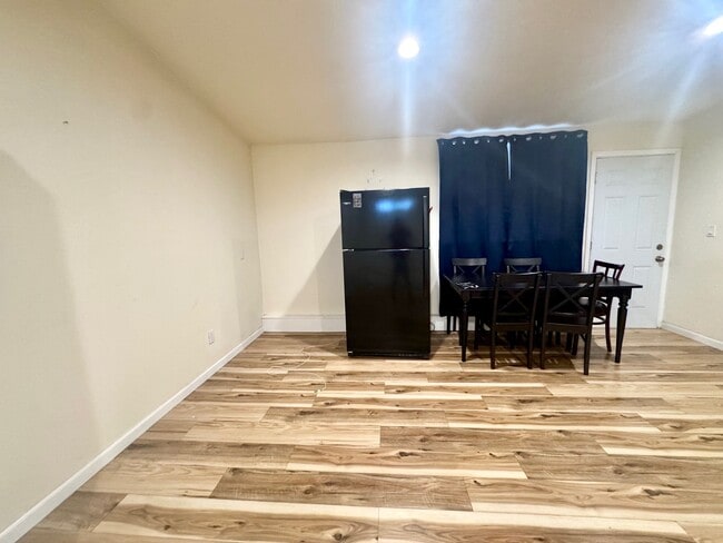 Photo - 27777 Loyola Ave