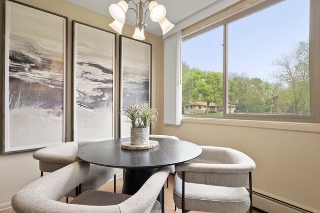 West End Apartments