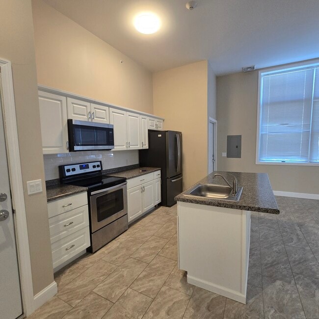 Photo - 165 Hill St Unidad 2