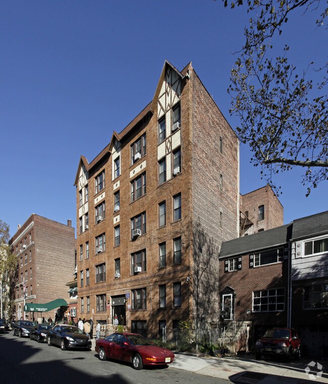 22 Gifford Ave Apartments For Rent in Jersey City, NJ