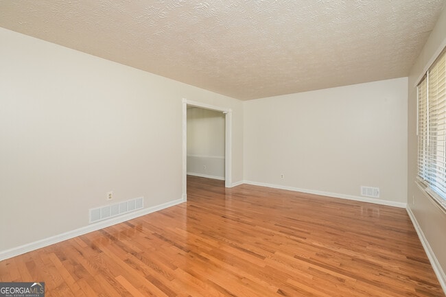 Photo - 3518 Sandy Woods Ln