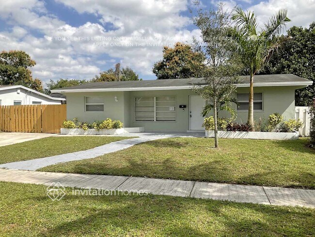 Photo - 640 SW 51st Ave